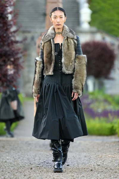 Look 40